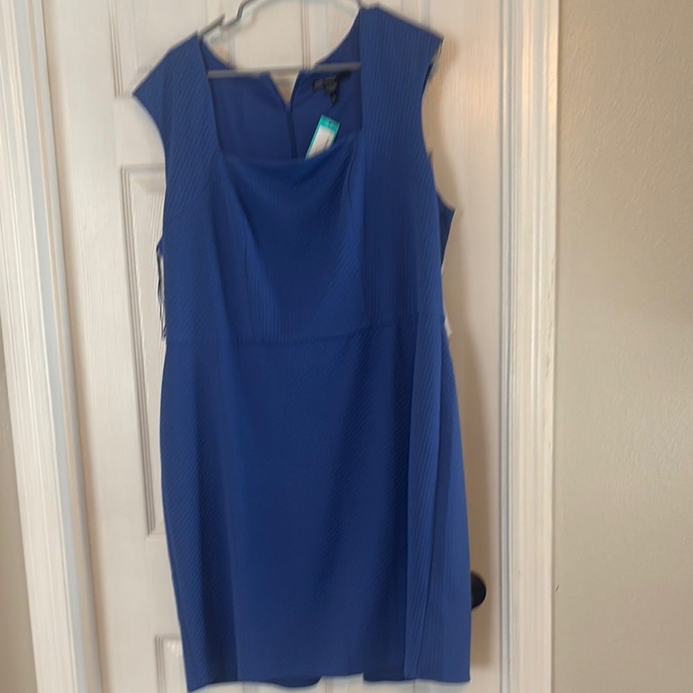 Elegant Blue Sleeveless Dress
